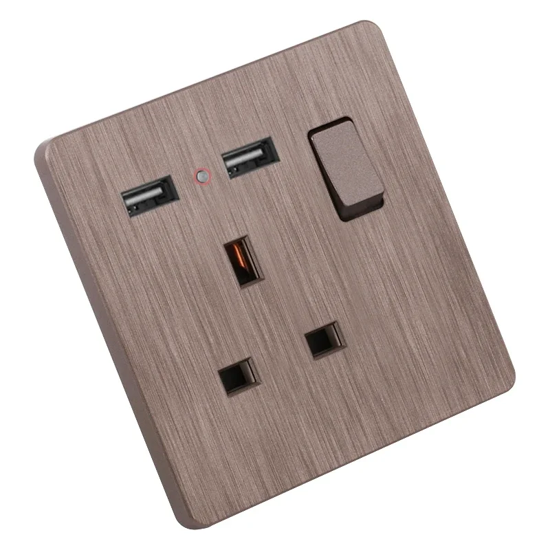 UK 13 A British Standard Switc - Office Furniture Uk のレビューと価格