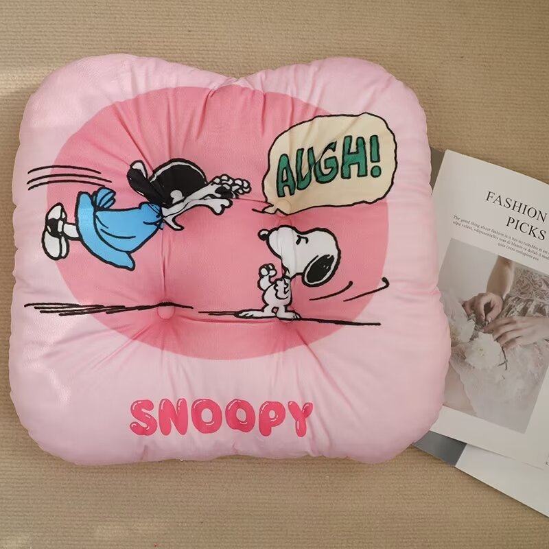 Snoopy Seat Cushion Memory Foa - Office Furniture Direct のレビューと価格